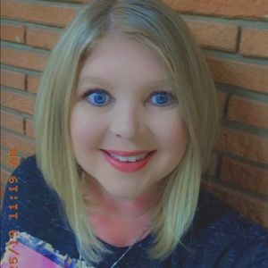 Meet your Posher, Kacie